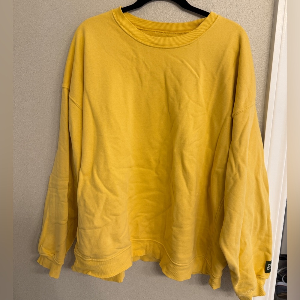 Daily Drills Crewneck in Sunny XS/S